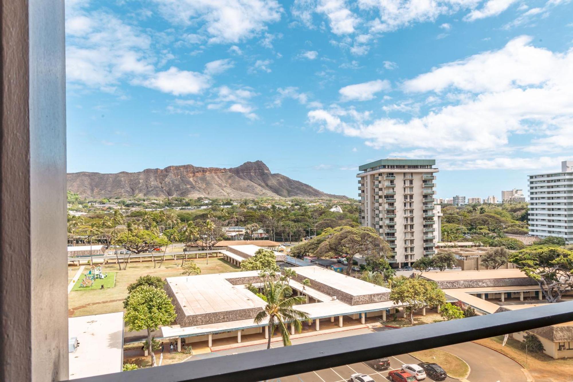 Newly Renovated 2 Bedroom Condo, 1 Block To Waikiki Beach, Free Parking Honolulu Buitenkant foto